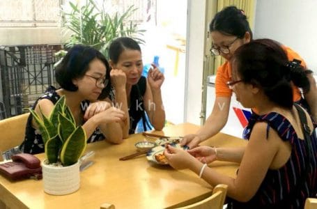 đến khonia đi chợ 01