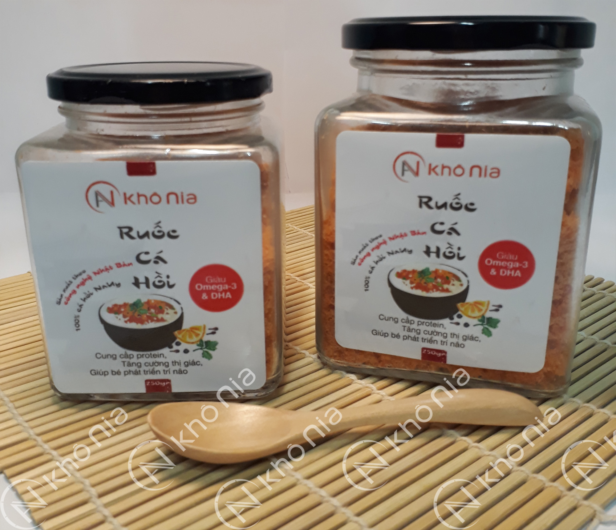 Chị Thanh Hương Mua Ruốc Cá Hồi Cho Bà Bầu Để Cung Cấp Omega 3 Cho Thai Nhi 1 Chị Thanh Hương Mua Ruốc Cá Hồi Cho Bà Bầu Để Cung Cấp Omega 3 Cho Thai Nhi 1